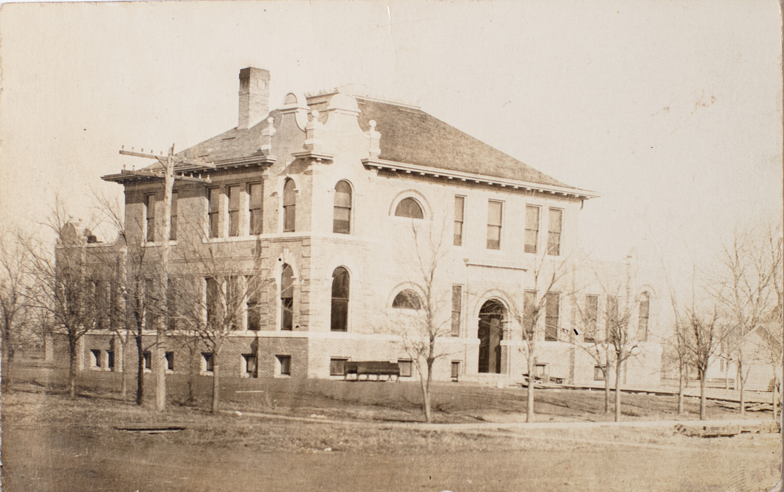 Chester Nebraska School postcard - 1907-image